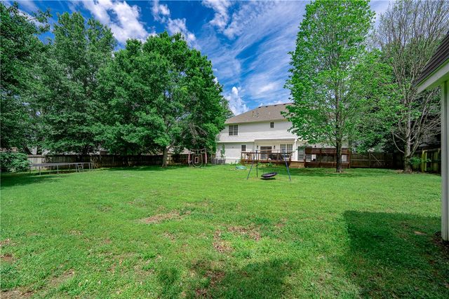 1799 N Buckley Drive, Fayetteville, AR 72701