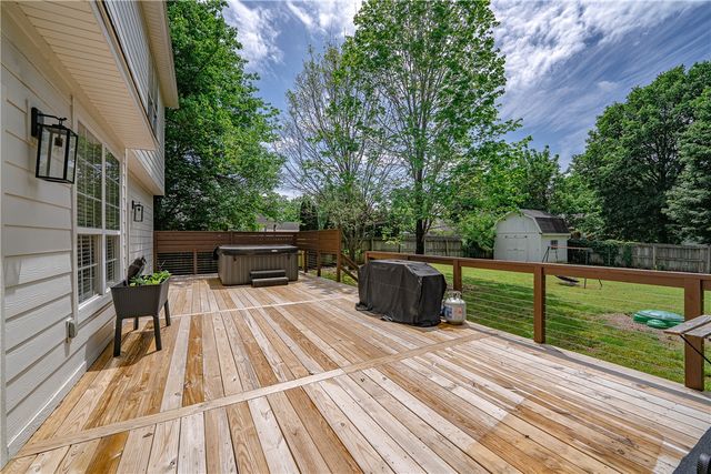 1799 N Buckley Drive, Fayetteville, AR 72701