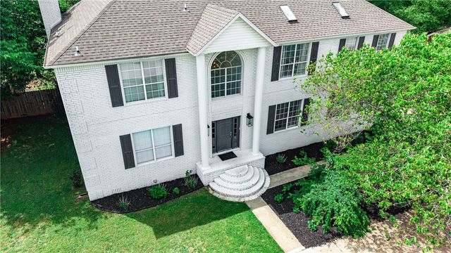 1799 N Buckley Drive, Fayetteville, AR 72701