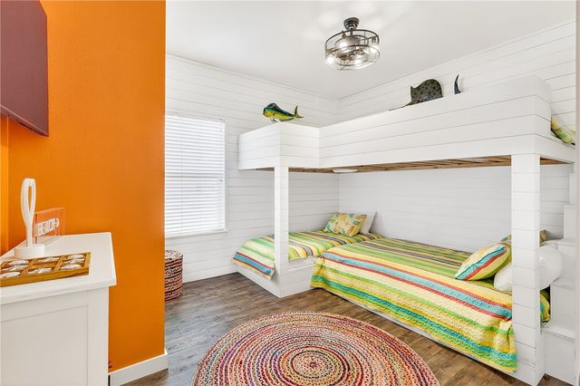 505 Paradise Pointe Dr, Port Aransas, TX 78373