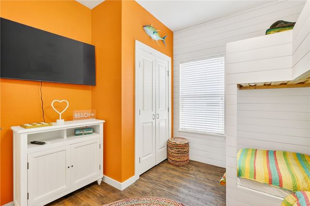 505 Paradise Pointe Dr, Port Aransas, TX 78373