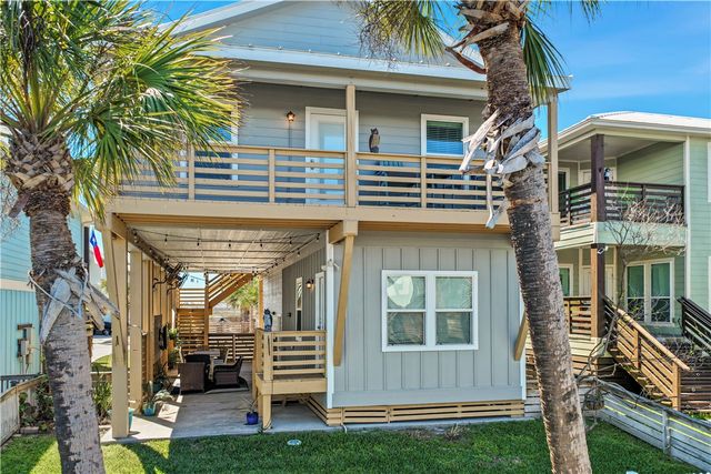 505 Paradise Pointe Dr, Port Aransas, TX 78373