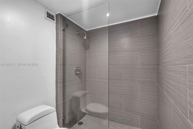 2301 Collins Ave 621, Miami Beach, FL 33139