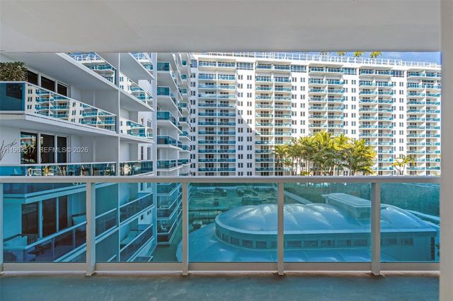 2301 Collins Ave 621, Miami Beach, FL 33139