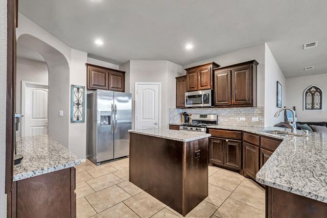 2306 Vista Ridge Rd, Midland, TX 79705