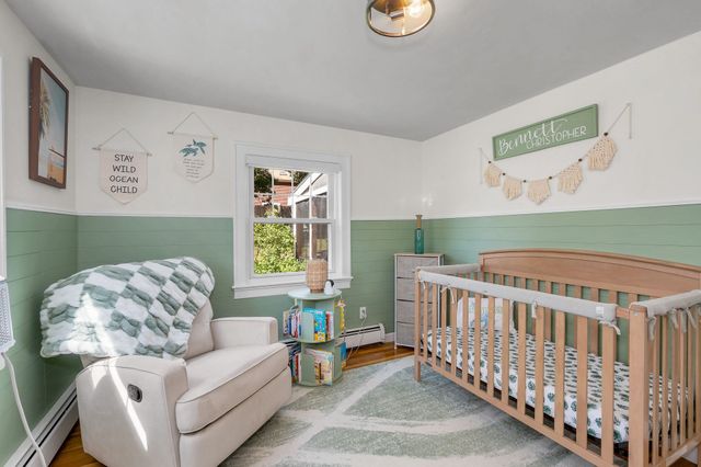 13 Cedar St, Chelmsford, MA 01863