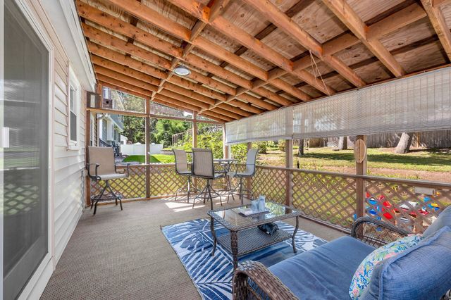 13 Cedar St, Chelmsford, MA 01863