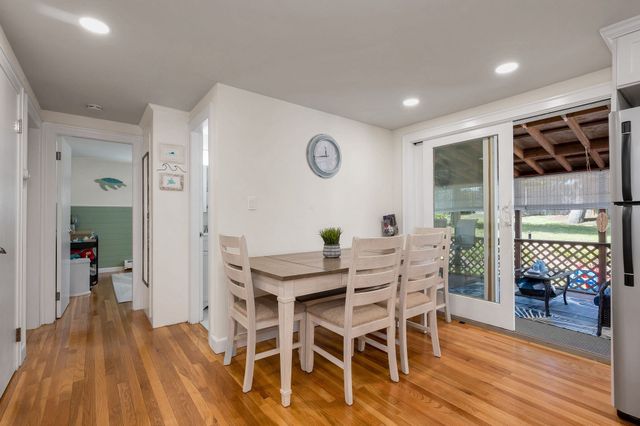 13 Cedar St, Chelmsford, MA 01863