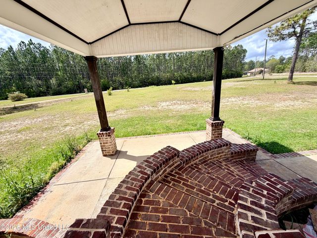 13312 Foxrun Drive, Vancleave, MS 39565