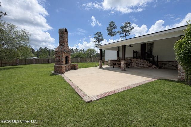 13312 Foxrun Drive, Vancleave, MS 39565