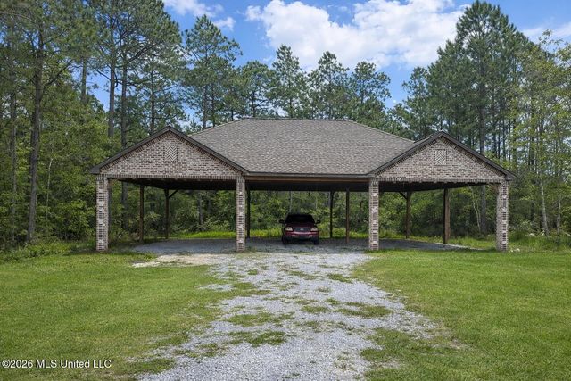 13312 Foxrun Drive, Vancleave, MS 39565