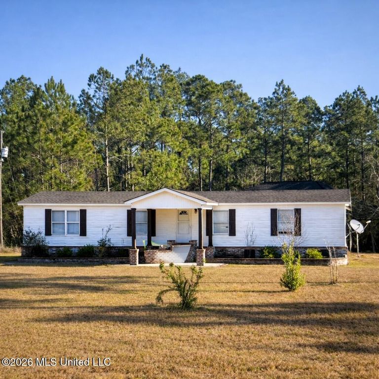 13312 Foxrun Drive, Vancleave, MS 39565