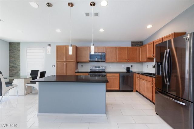 3843 East Gunnison Avenue, Pahrump, NV 89061