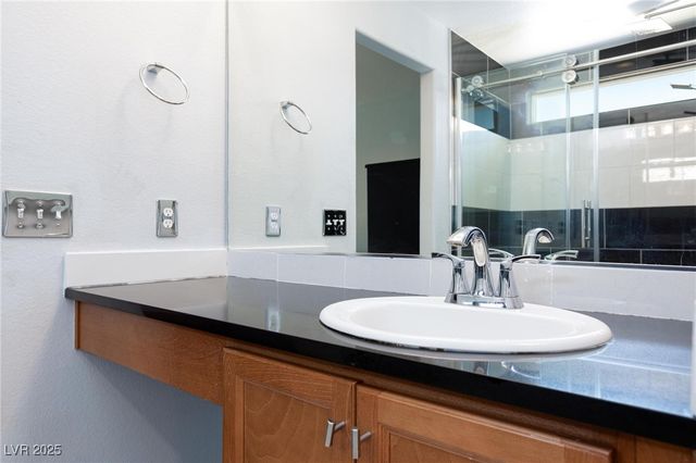 3843 East Gunnison Avenue, Pahrump, NV 89061