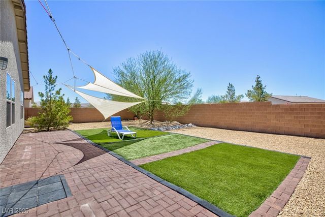 3843 East Gunnison Avenue, Pahrump, NV 89061