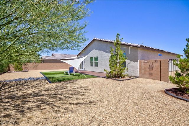 3843 East Gunnison Avenue, Pahrump, NV 89061