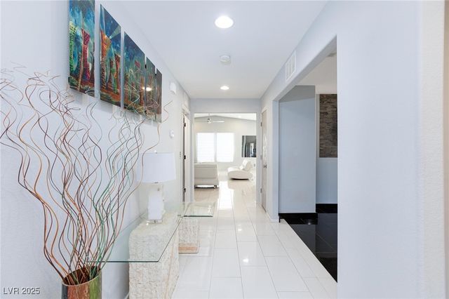 3843 East Gunnison Avenue, Pahrump, NV 89061