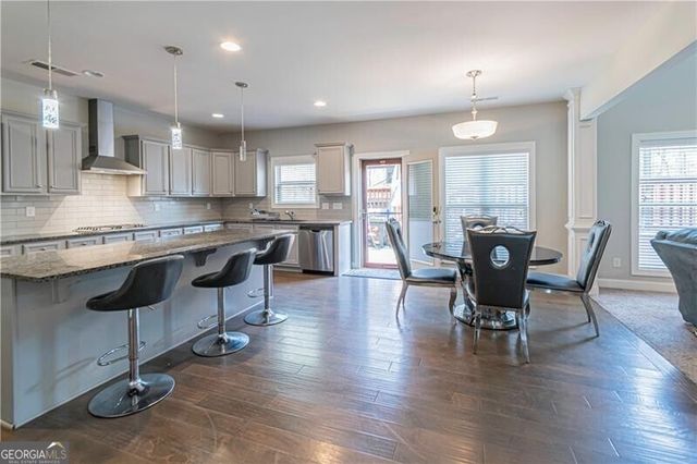 1428 Kings Point Way SW, Conyers, GA 30094