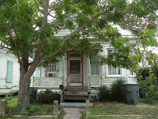 3910 Avenue O 1/2 1/2, Galveston, TX 77550