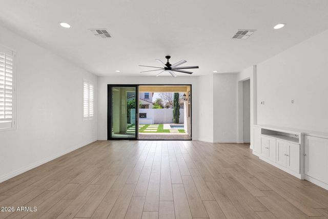 4346 S SYNAPSE Drive, Mesa, AZ 85212