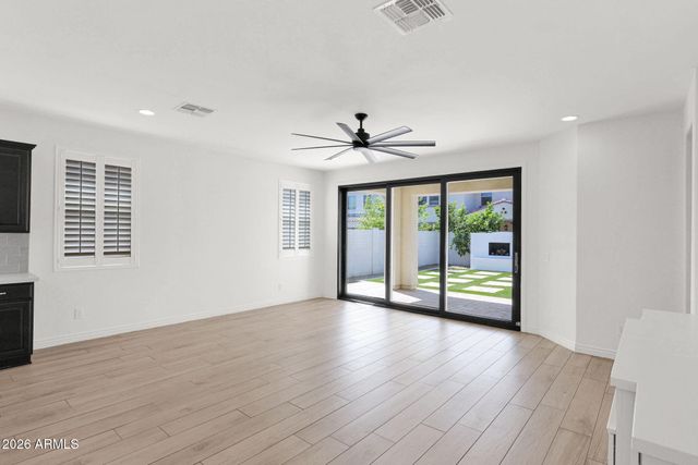 4346 S SYNAPSE Drive, Mesa, AZ 85212