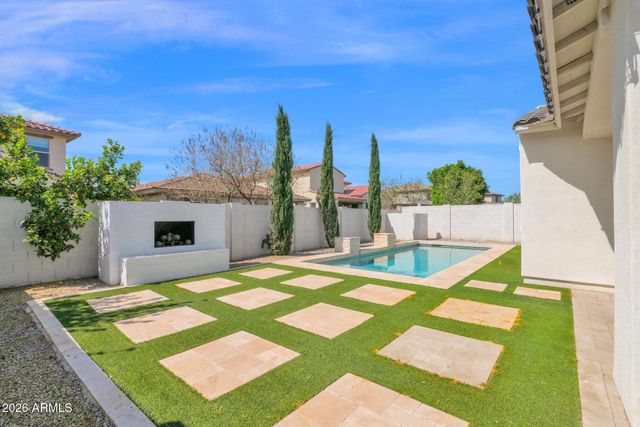 4346 S SYNAPSE Drive, Mesa, AZ 85212