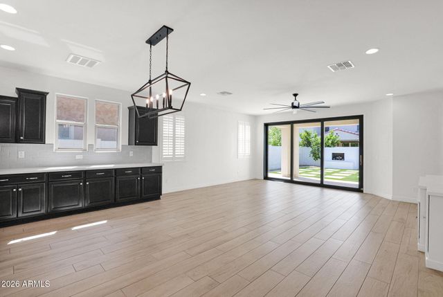 4346 S SYNAPSE Drive, Mesa, AZ 85212