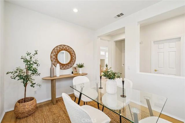 24150 View Pointe, Valencia, CA 91355