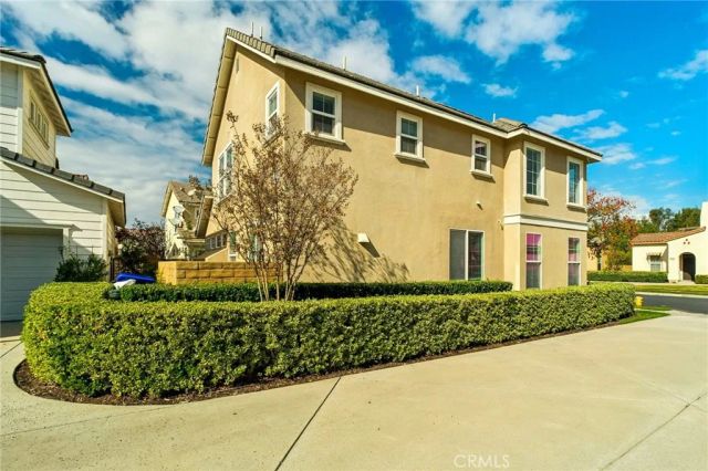 24150 View Pointe, Valencia, CA 91355