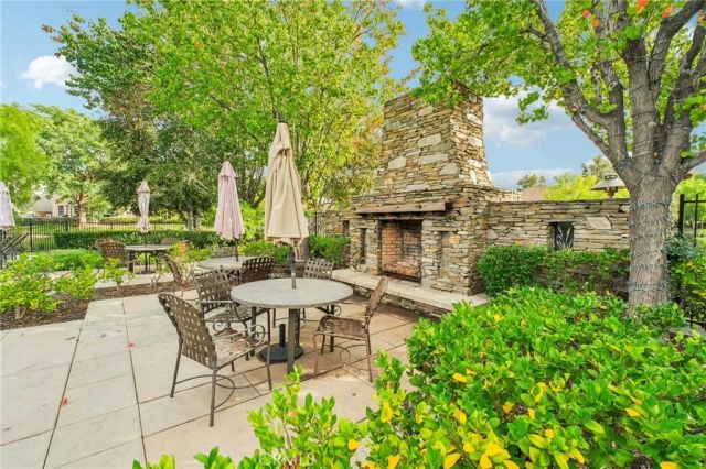 24150 View Pointe, Valencia, CA 91355