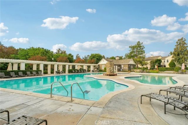 24150 View Pointe, Valencia, CA 91355