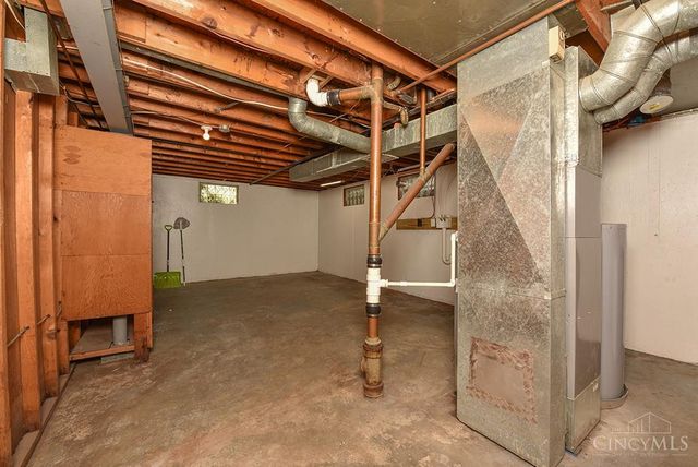 9883 Overview Lane, Springfield Twp., OH 45231