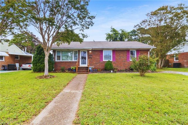 38 Saint Albans DR, Hampton, VA 23669