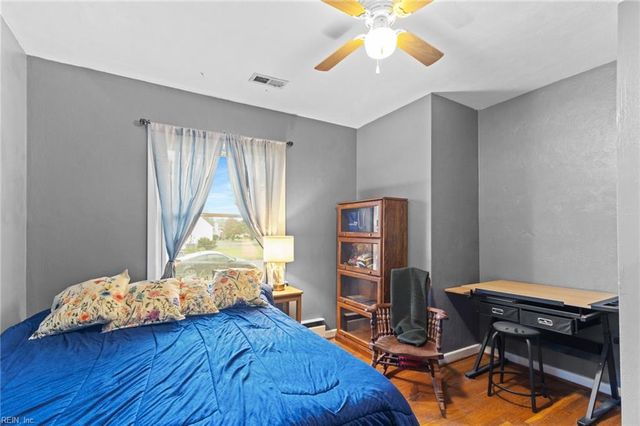 38 Saint Albans DR, Hampton, VA 23669