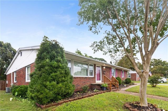 38 Saint Albans DR, Hampton, VA 23669