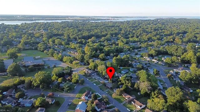 38 Saint Albans DR, Hampton, VA 23669