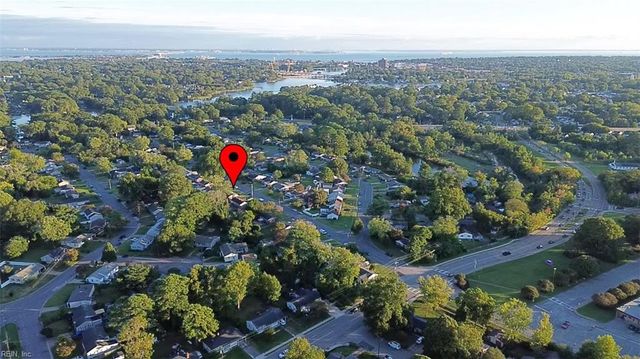 38 Saint Albans DR, Hampton, VA 23669