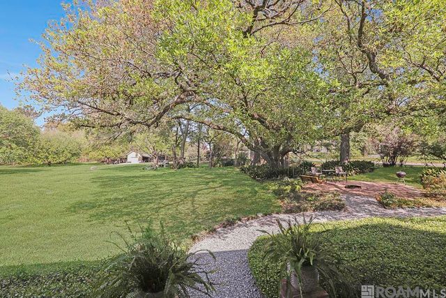 12019 Indigo Dr, St Francisville, LA 70775