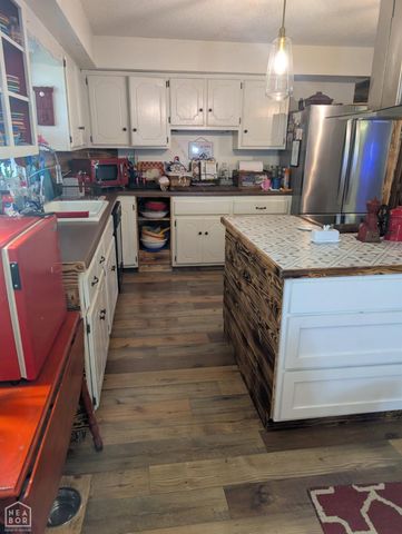 3002 Wood Street, Jonesboro, AR 72404