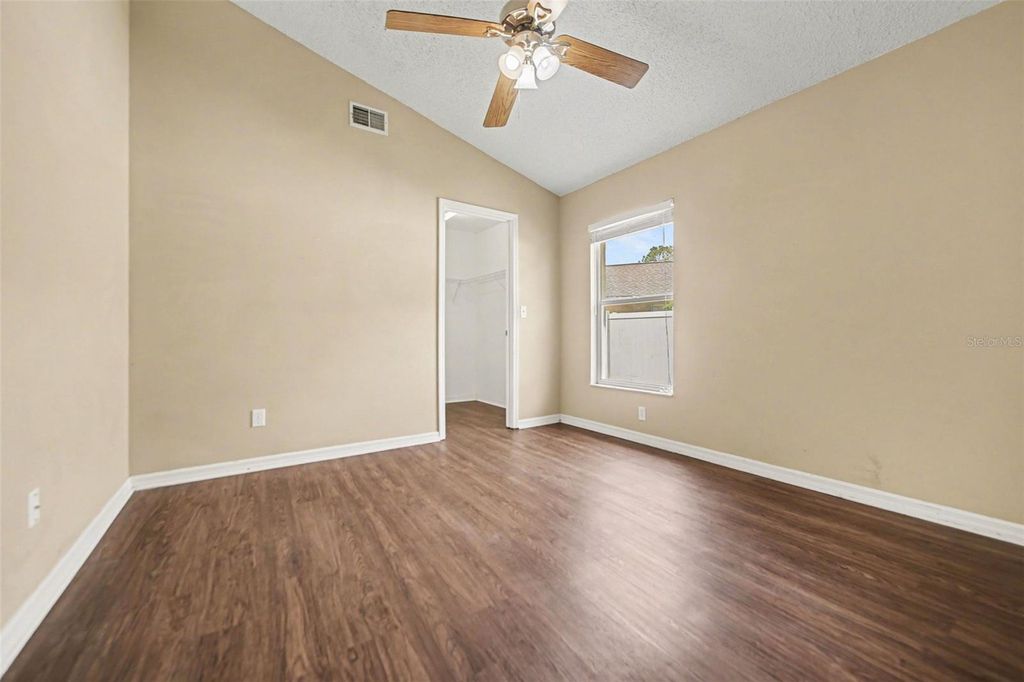 Image 9 of property listing at 2238 HOLLY RIDGE DRIVE, Ocoee, FL 34761