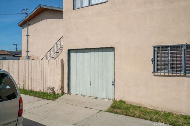 5503 5511 Cherry Avenue, Long Beach, CA 90805