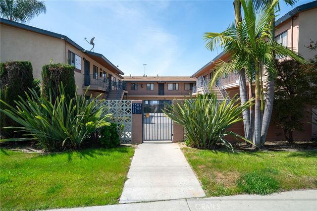 5503 5511 Cherry Avenue, Long Beach, CA 90805