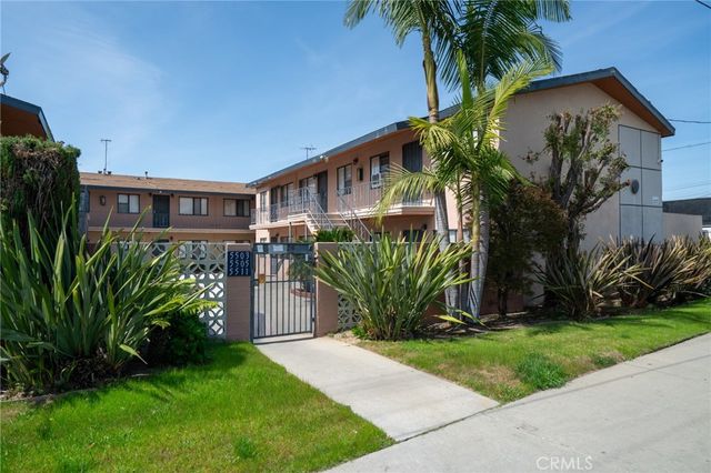 5503 5511 Cherry Avenue, Long Beach, CA 90805