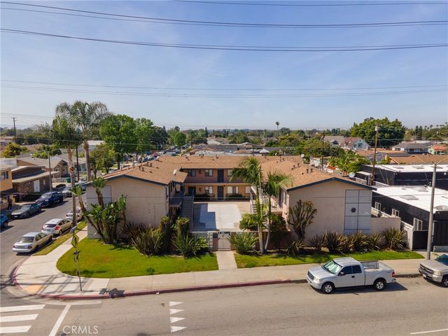 5503 5511 Cherry Avenue, Long Beach, CA 90805