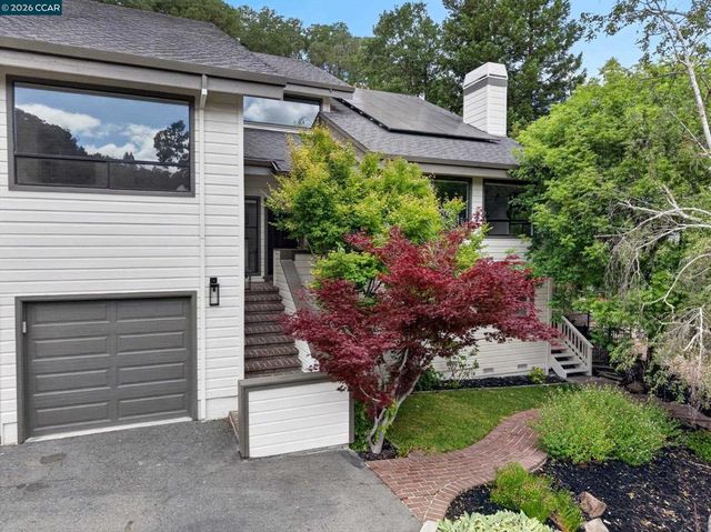 58 Saddle Rd., Walnut Creek, CA 94595