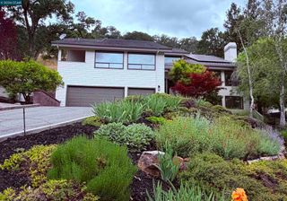 58 Saddle Rd., Walnut Creek, CA 94595