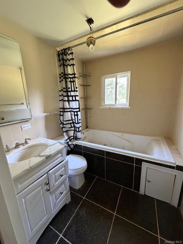 372 Lt Brender Hwy, Ferndale, NY 12734