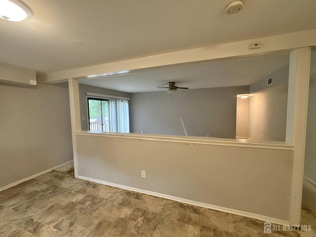 316 Meadow Woods Lane, Lawrence, NJ 08648