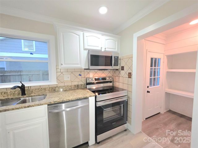 2122 Kilborne Drive, Charlotte, NC 28205