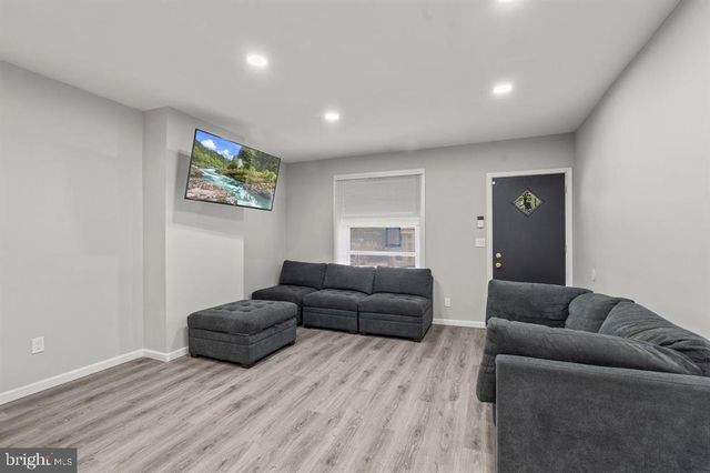 4928 FLORENCE AVE, Philadelphia, PA 19143